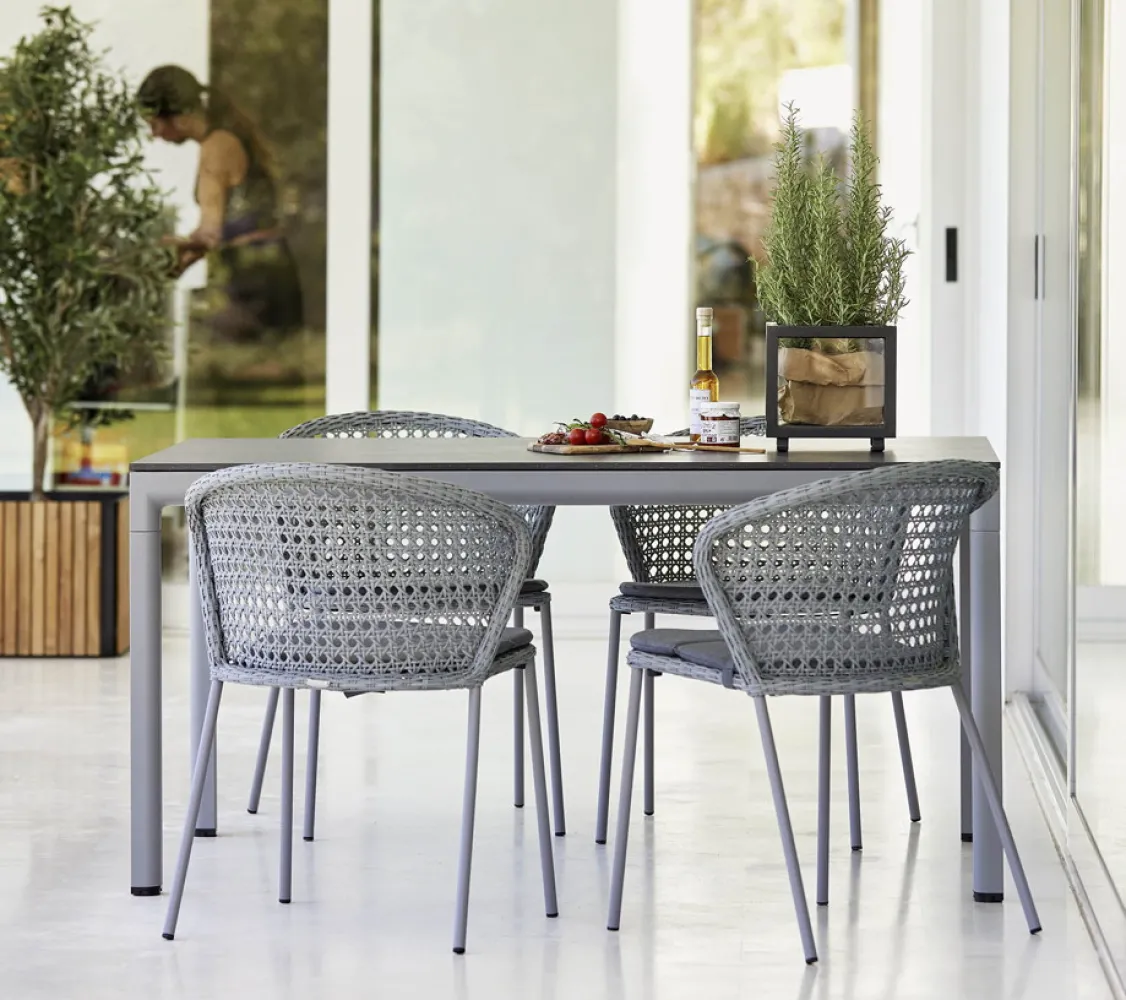 sandy|gartenstuhl-diningsessel-stapelsessel-korbsessel-rattan-cane-line-lean-5410fai-1.jpg
